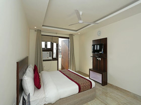 Hotel Lakshmi Palace