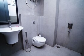Hotel Lyf Corporate Suites Meera Bagh