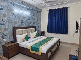 Hotel Mayank Plaza