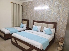 Hotel Mayank Plaza