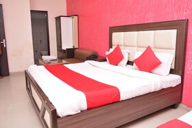 Hotel Mayank Plaza