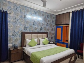 Hotel Mayank Plaza