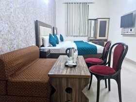 Hotel Mayank Plaza