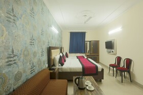 Hotel Mayank Plaza