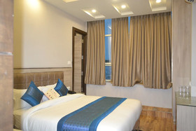 Hotel Merry Gold