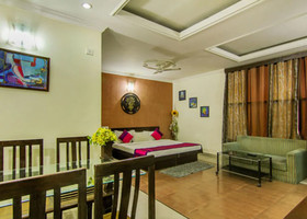 Hotel Om Paradise