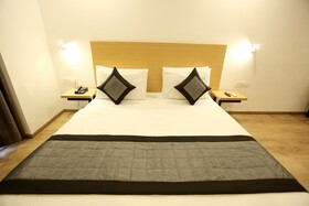 Hotel Orchid Saffron