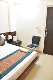 My H Rooms
