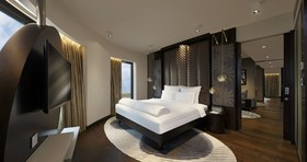Hotel Pullman New Delhi Aerocity