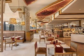 Hotel Pullman New Delhi Aerocity