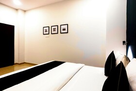 Hotel Ramida Suites