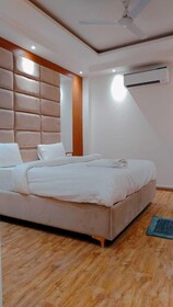 Hotel Riverb