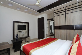 Hotel Royal India