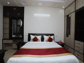Hotel Royal India