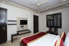 Hotel Royal India