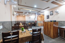 Hotel Royal inn igi