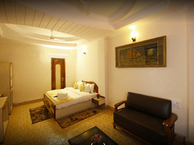 Hotel Royal Queen