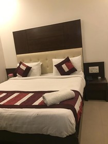 Hotel Saina International