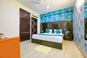 Hotel Square Plaza Near Delhi Airport