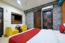 Hotel Square Plaza Near Delhi Airport