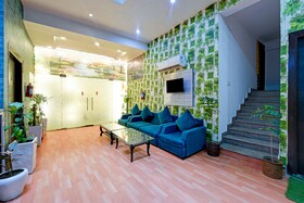 Hotel Square Plaza Near Delhi Airport