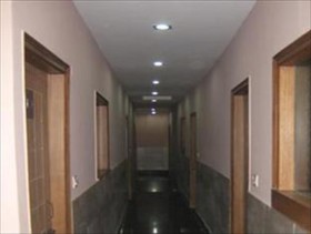 Hotel The Royal Inn