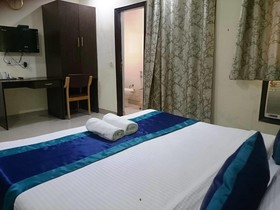 Hotel The RTS