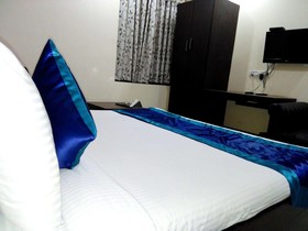 Hotel The RTS