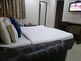 Hotel The RTS