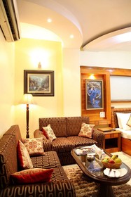 Hotel TJS Royale