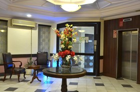 Hotel Tourist Deluxe