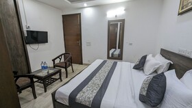Hotel Aron By The Premium Villa