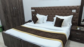 Hotel Aron By The Premium Villa