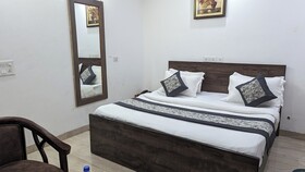 Hotel Aron By The Premium Villa