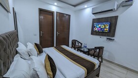 Hotel Aron By The Premium Villa