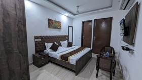 Hotel Aron By The Premium Villa