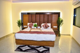 Hotel Yash Palace