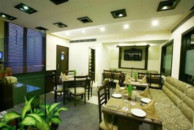 Karon Hotels - Lajpat Nagar
