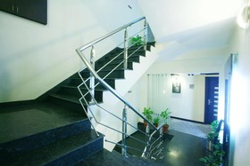 Karon Hotels - Lajpat Nagar