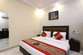 Hotel Rupam Kingston Park