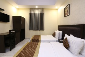 Hotel Rupam Kingston Park