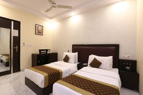 Hotel Rupam Kingston Park