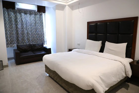 Lavanya Motel