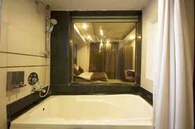 Le ROI Delhi Hotel