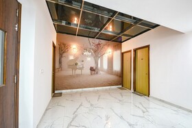 Luxe 8 Stayz By FabHotel