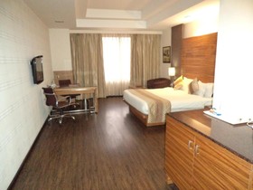 Stellar Resorts