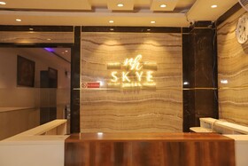 Hotel Arch Suites