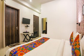 Novel Suites By FabHotel