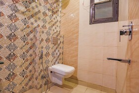 Novel Suites By FabHotel