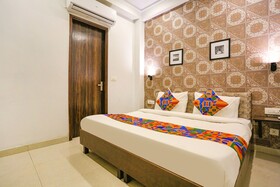 Novel Suites By FabHotel